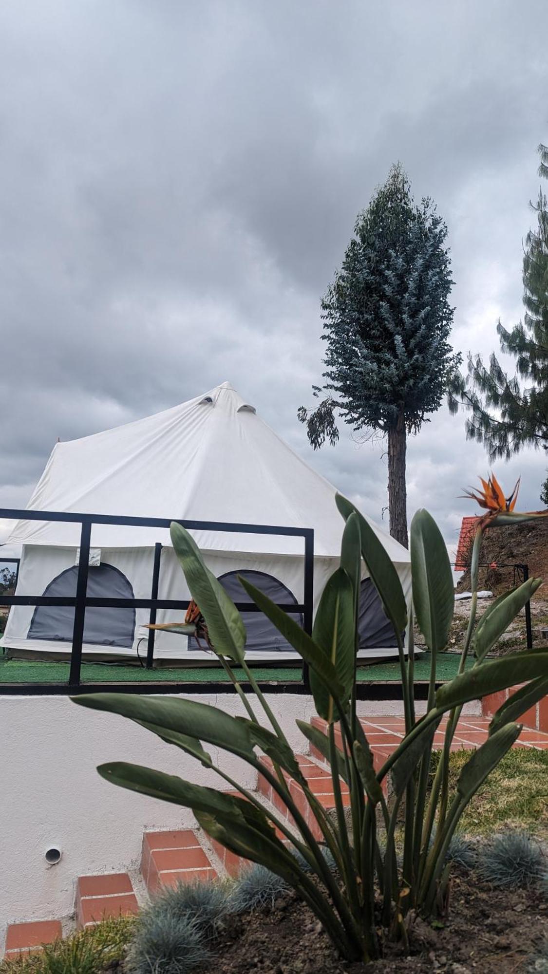 Killary Lodge & Glamping Cachanlo de Sidcay Exterior photo