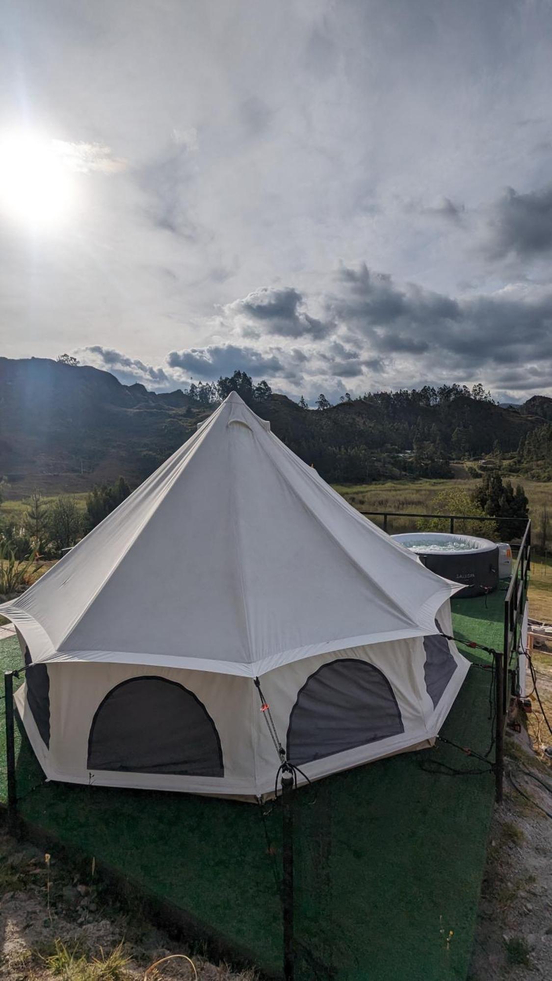 Killary Lodge & Glamping Cachanlo de Sidcay Exterior photo
