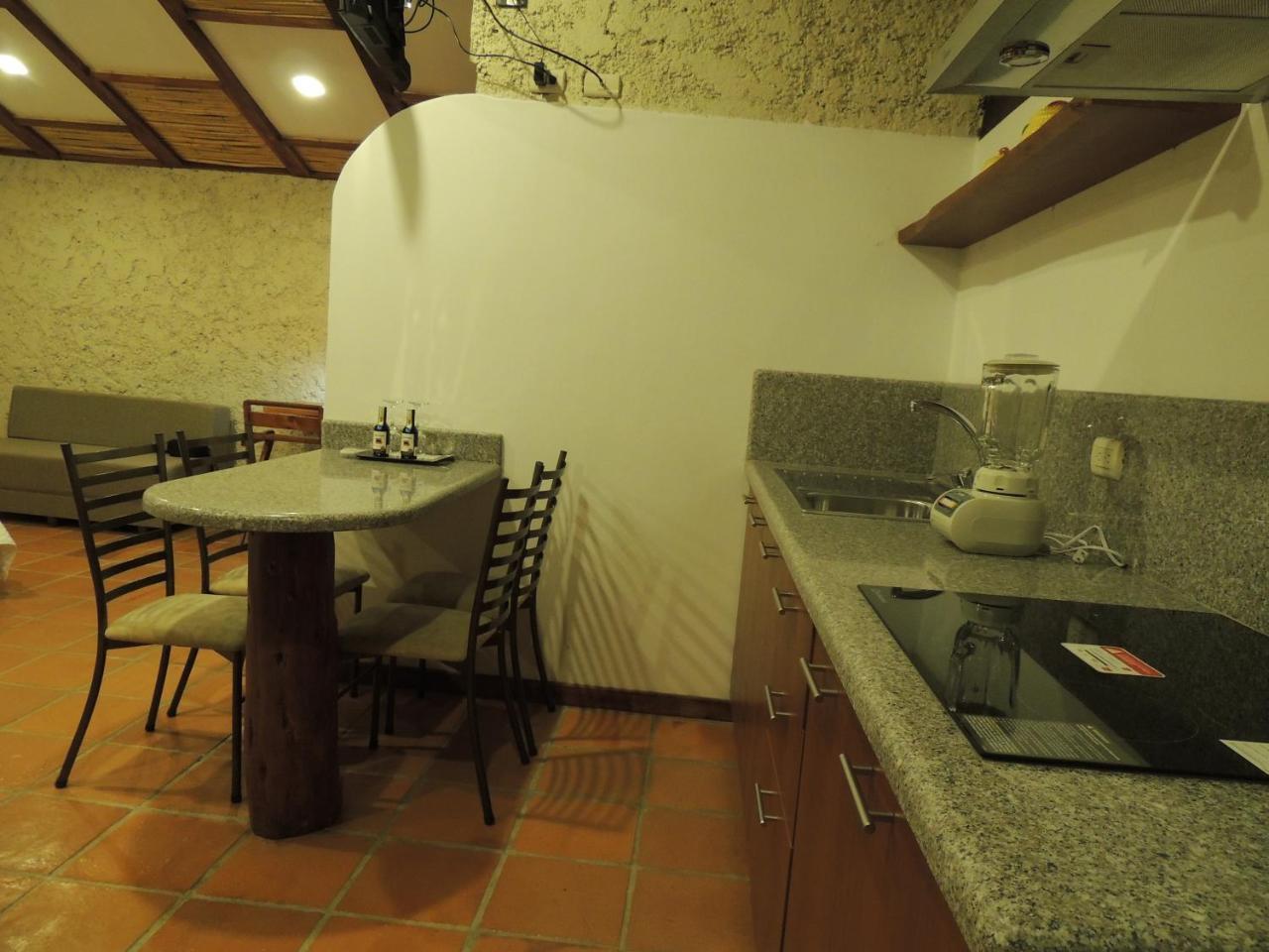 Killary Lodge & Glamping Cachanlo de Sidcay Exterior photo